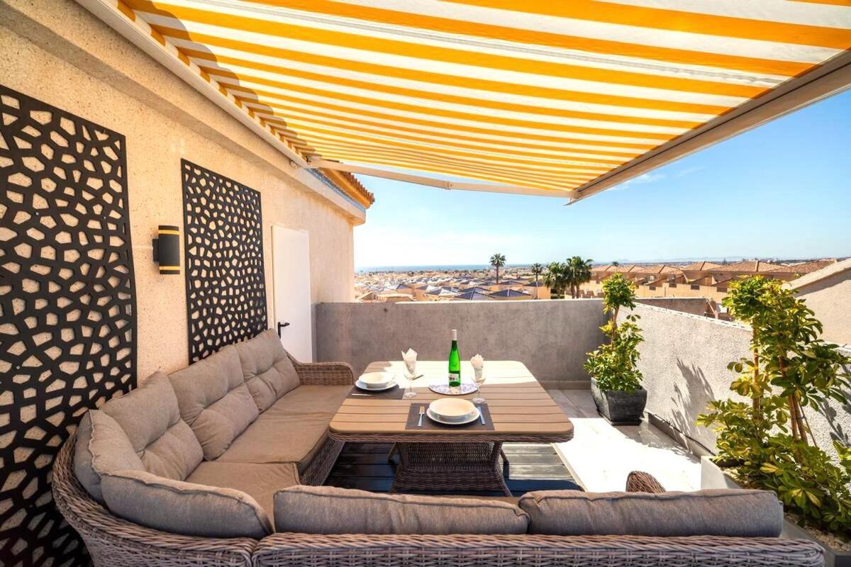 Penthouse Bellavista With Sea Views Apartment Torrevieja Exterior photo